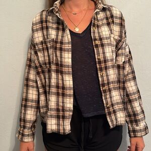 Brown/white cropped flannel